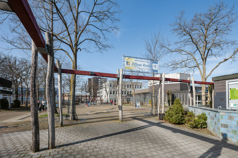 Ökumenisches Gemeindezentrum Scharnhorst, Fotografie von Detlef Podehl, 2021